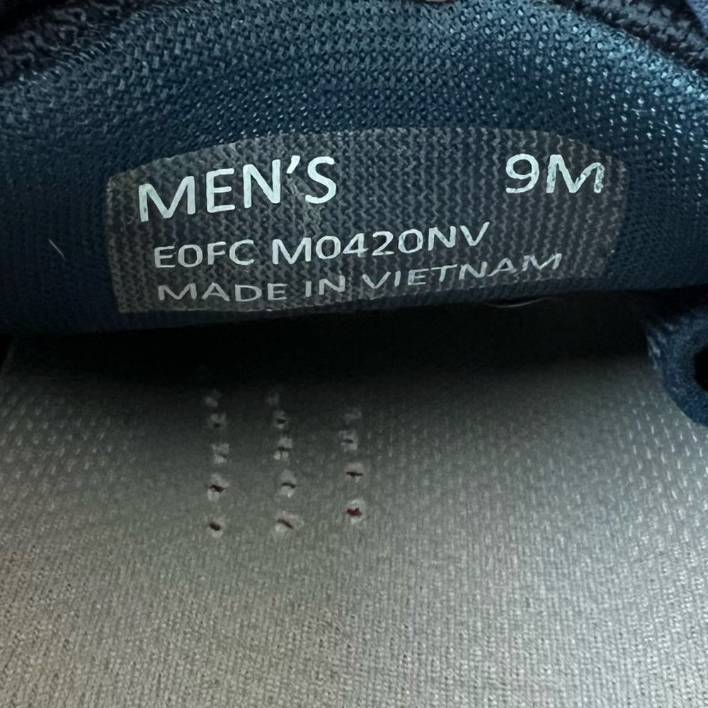 Kizik Mens Madrid Eco Knit Athletic Shoes - Picture 10 of 11